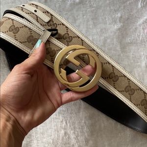 Authentic Gucci Belt 85-34